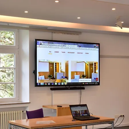 Hotel Robert-schuman-haus 2*