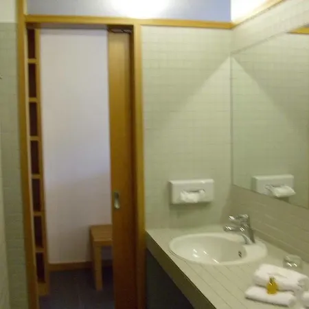 Robert-schuman-haus Hotel 2*