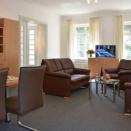 Robert-schuman-haus Hotel