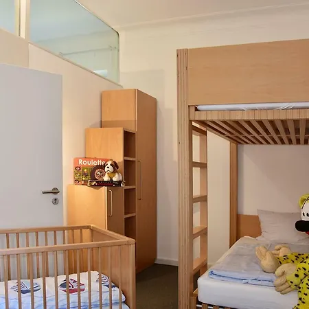 ホテル Robert-schuman-haus 2*