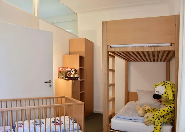 Hotel Robert-schuman-haus 2*